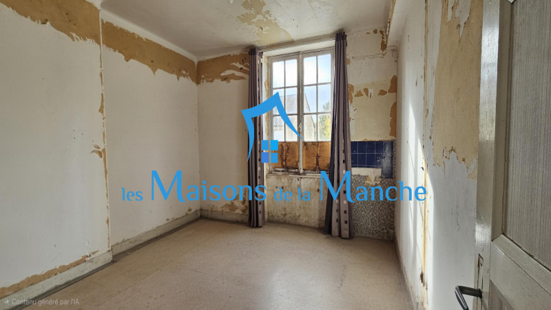 Ancien hôtel à fort potentiel - Idéal investissement locatif - Chérencé-le-Roussel