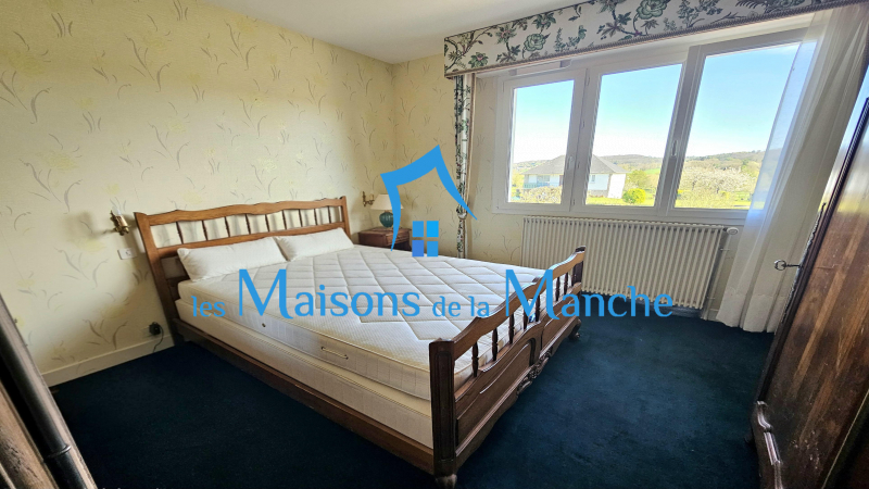 Maison familiale et lumineuse avec jardin, terrasse et sous-sol - Ponts 50300