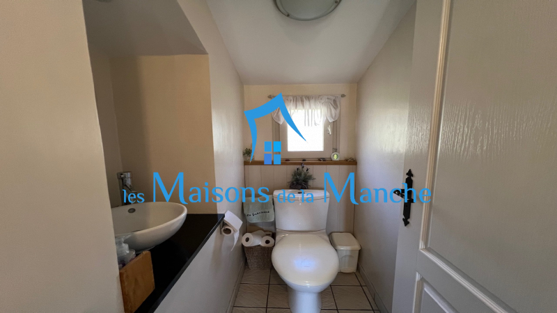 Superbe longère entièrement rénovée secteur Brécey (50370)