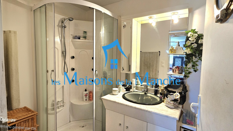 Ensemble immobilier rare à Précey, au calme, en bout d'impasse – Proche Mont-Saint-Michel