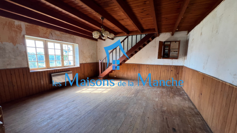 Maison en pierre proche commerces secteur Brécey (50370)