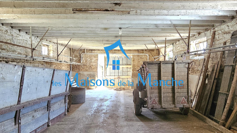 Ancienne ferme au calme - Fort potentiel- Proche Saint james