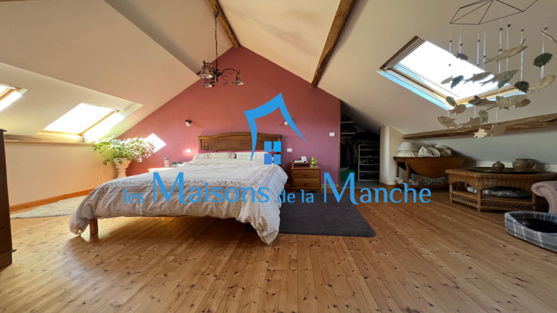 Superbe longère entièrement rénovée secteur Brécey (50370)