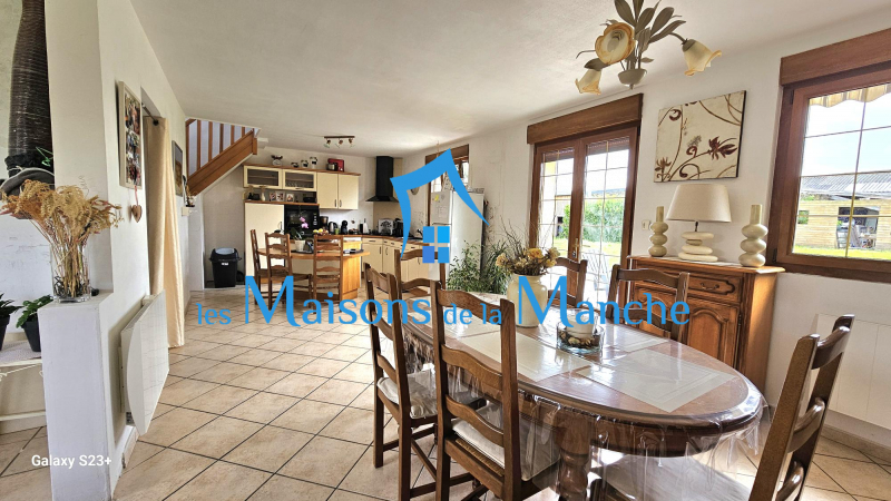 Maison pleine de charme à Poilley, emplacement idéal, cadre paisible