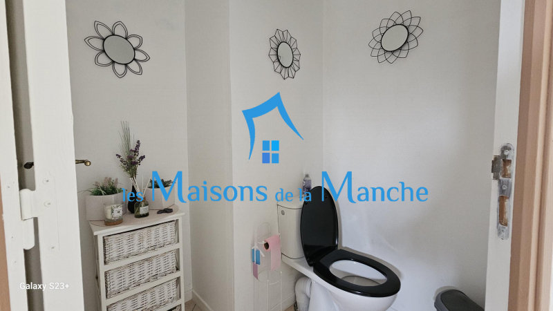 Maison pleine de charme à Poilley, emplacement idéal, cadre paisible