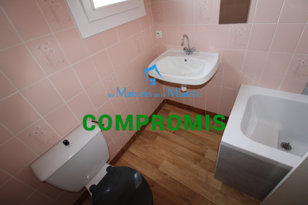 Maison dans lotissement tranquille