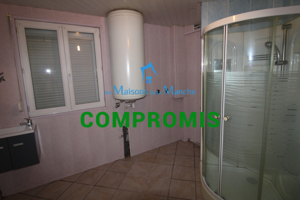 Maison de 123 m² dans petit hameau aux environs de SAINT HILAIRE DU HARCOUET