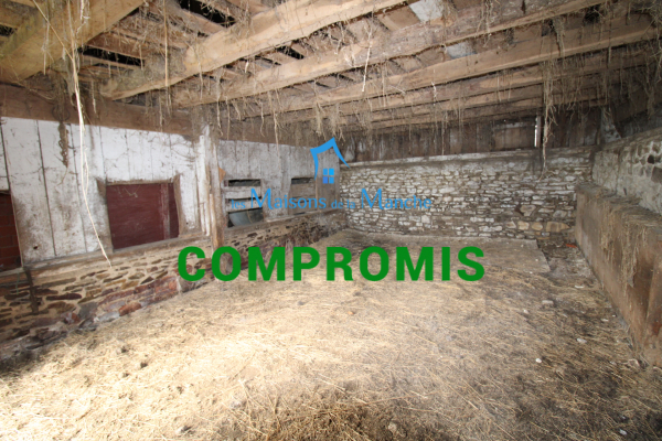 Ancienne maison à rénover en campagne avec bon potentiel