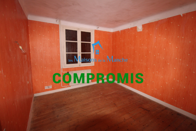 Ancien corps de ferme secteur Saint Hilaire du Harcouët (50600)