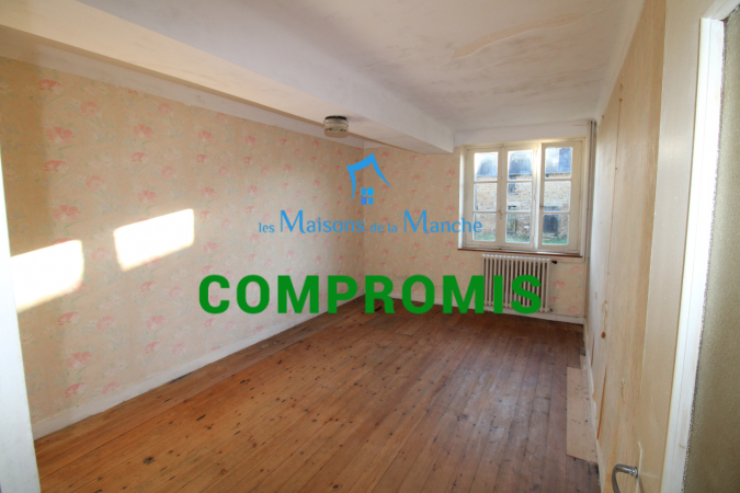 Ancien corps de ferme secteur Saint Hilaire du Harcouët (50600)