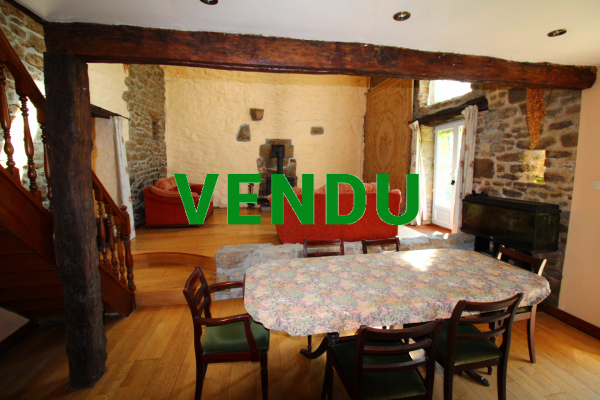 Maison de 170 m² dans les environs de SAINT POIS