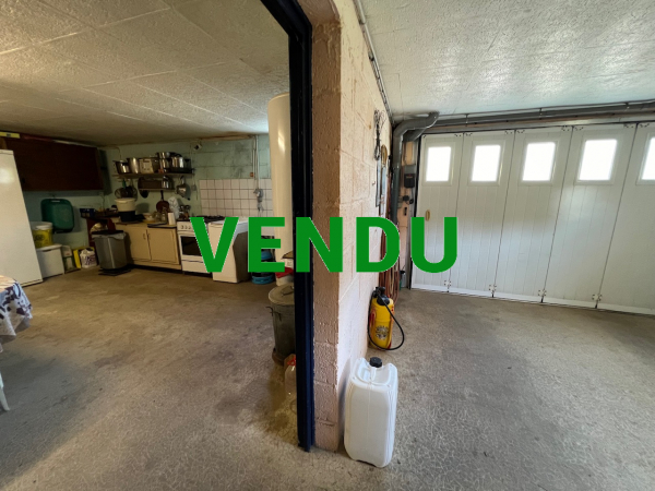 Maison 7 pièces (5 chambres) à Brécey