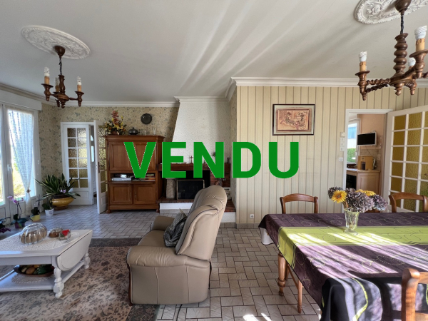 Maison 7 pièces (5 chambres) à Brécey