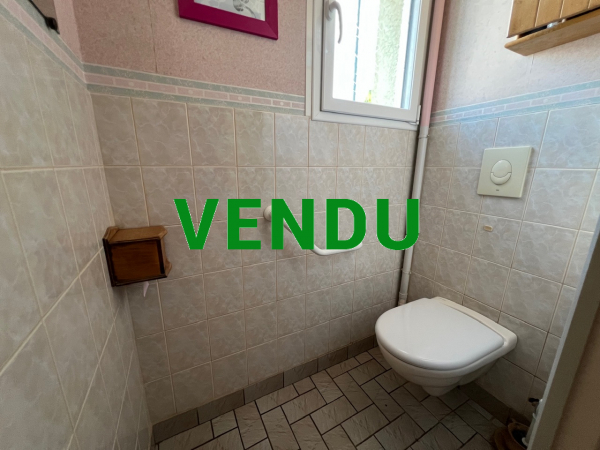 Maison 7 pièces (5 chambres) à Brécey