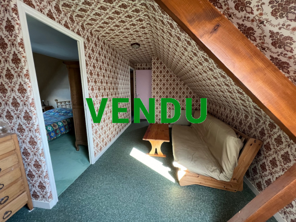 Maison 7 pièces (5 chambres) à Brécey