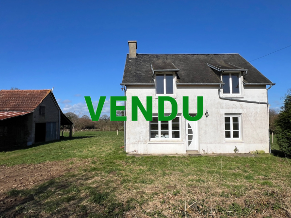 Vente maison 5 pièces 90m2 avec 13000 m2 secteur Brécey