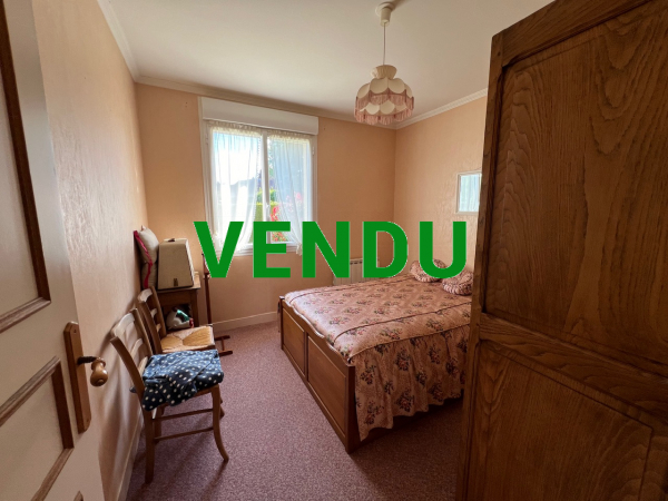 Maison 7 pièces (5 chambres) à Brécey