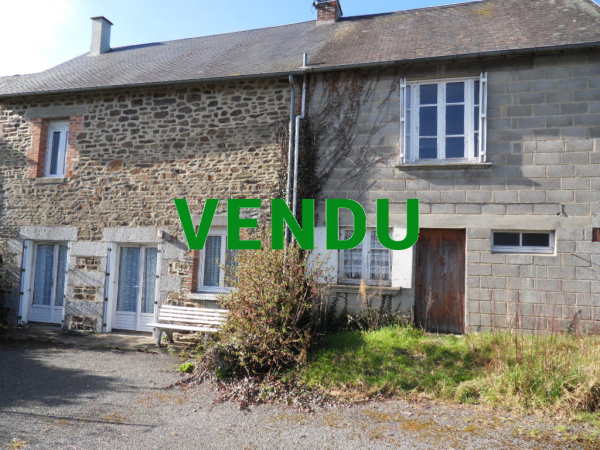 Maison de 103 m² dans bourg LA MANCELLIERE (50540)