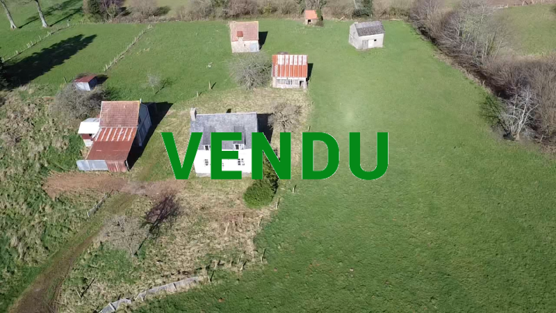 Vente maison 5 pièces 90m2 avec 13000 m2 secteur Brécey