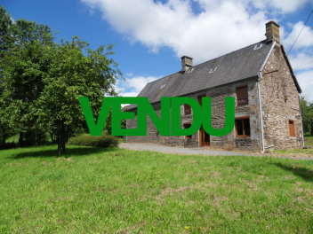 Maison en pierre de 106 m² proximité bourg de tous commerces-vendu